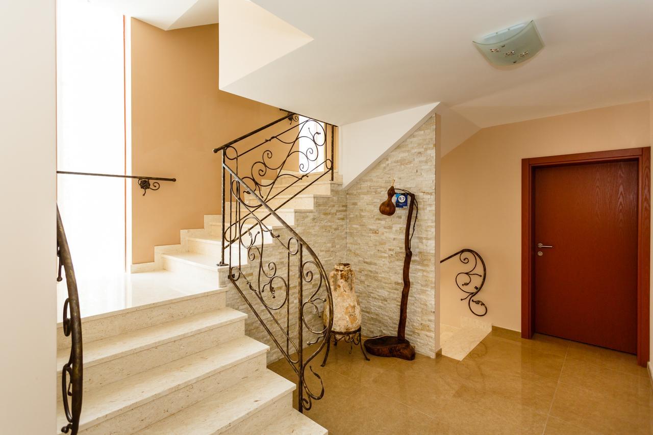 Villa Aria Malinska Ngoại thất bức ảnh